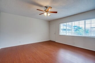 Building Photo - 1106 Leighton Ave (B)