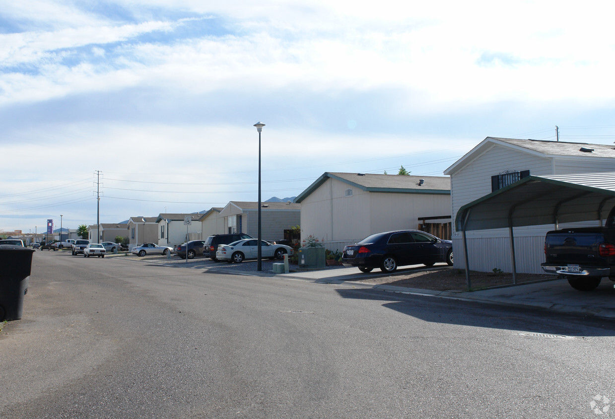 Foto del edificio - Transmountain Village