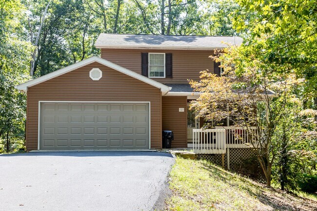 Photo - 3 Bedroom Home in Massanutten!!!