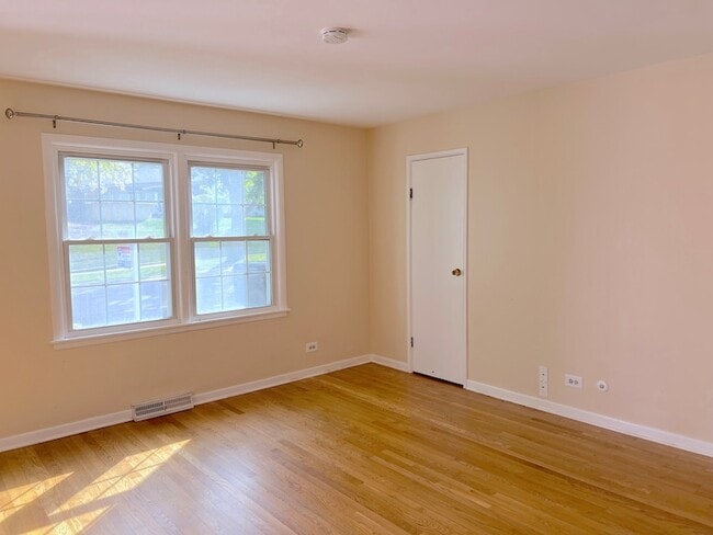 Foto del edificio - 2720 Kincaid Dr