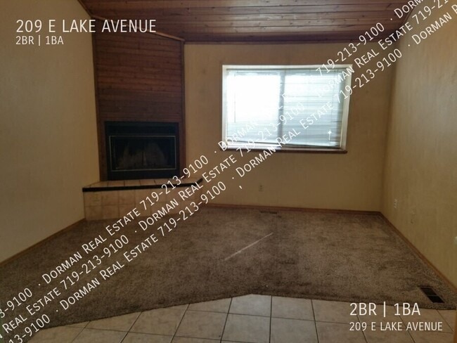 Building Photo - 209 E Lake Ave