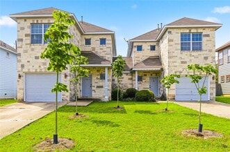 Building Photo - 7510 Lazy Creek Dr