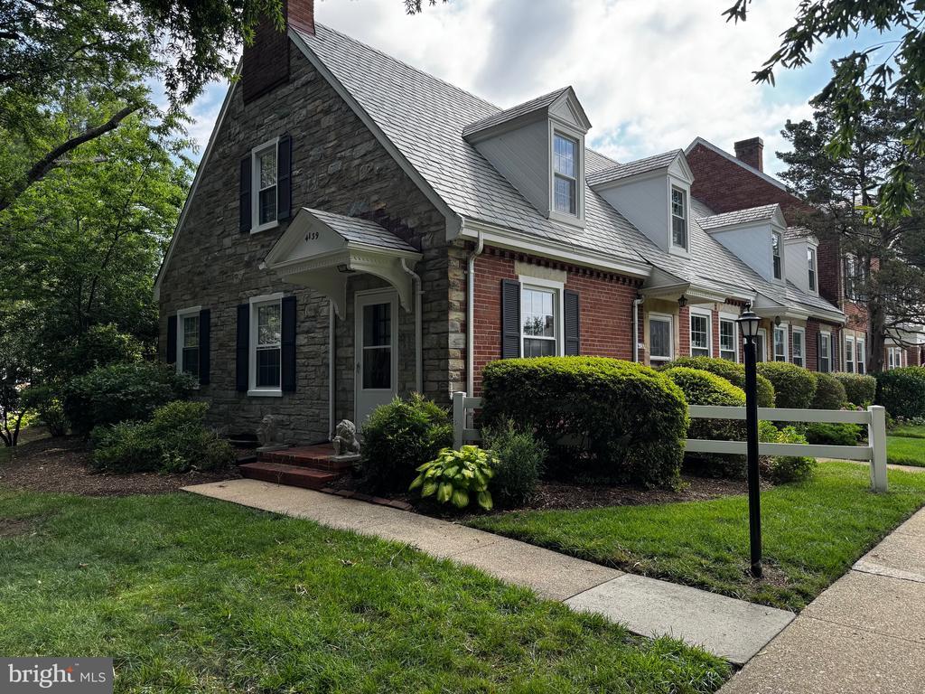 Foto principal - 4139 36th St S