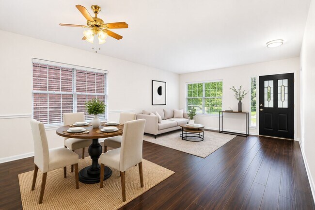 Foto del edificio - 2719 Riverhollow Ln
