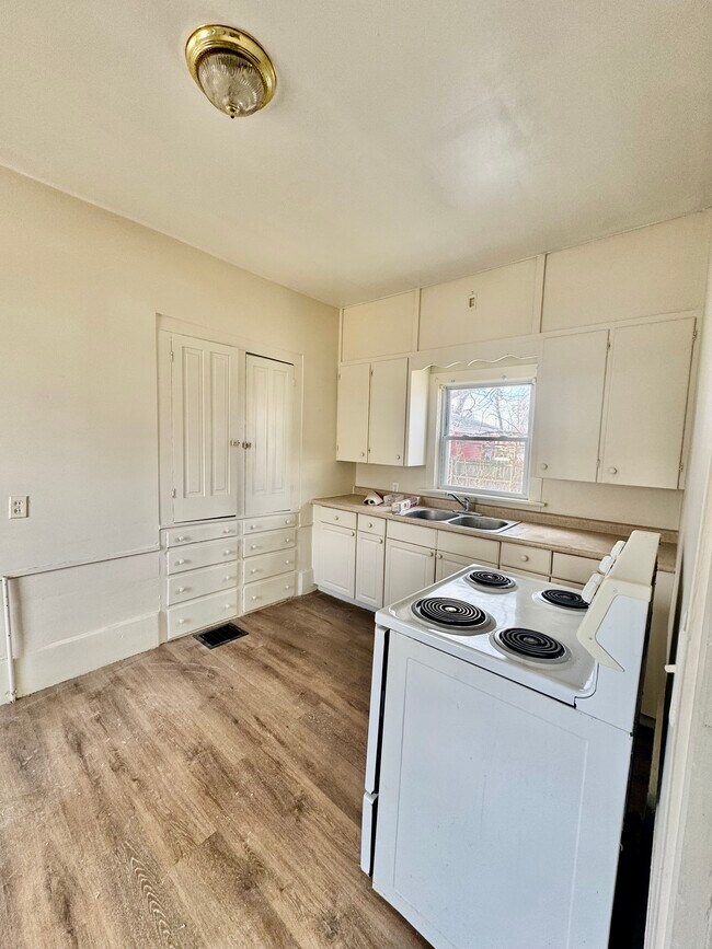 Foto del edificio - 226 East Bridge Street