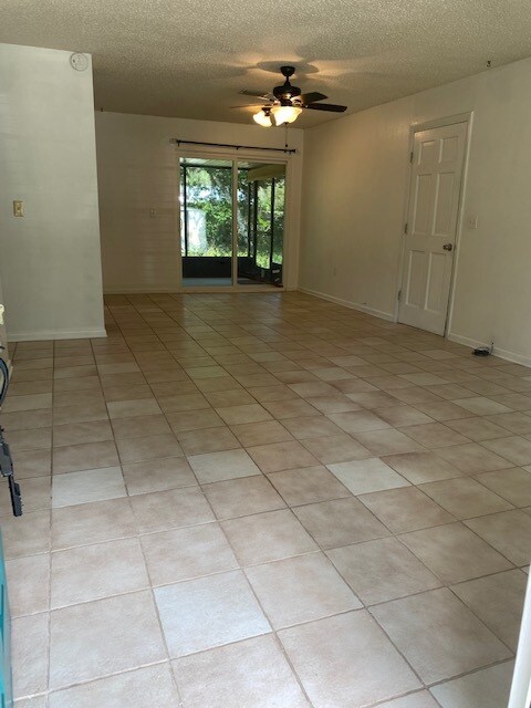 Building Photo - 32208 Alice St