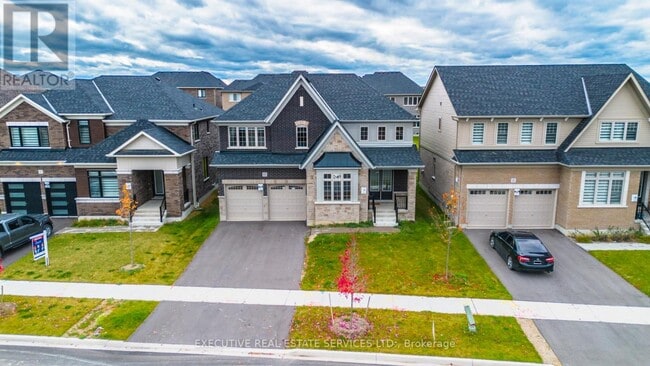 Photo du bâtiment - 13 Sandhill Cres