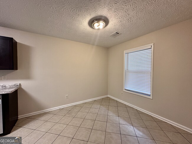 Building Photo - 1485 S Diane Ct