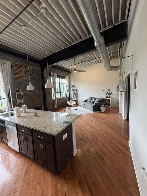 Foto del edificio - 1509 E Baltimore St
