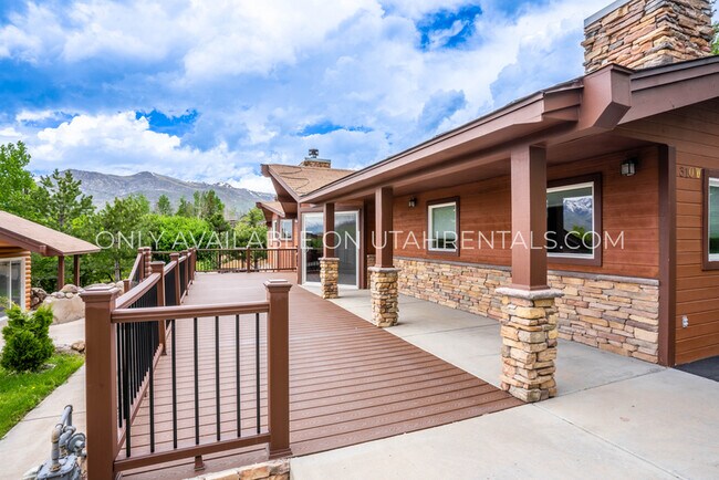 Building Photo - 310 Moulton Ln