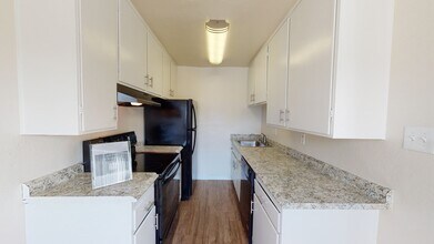 Interior Photo - Bay Terrace