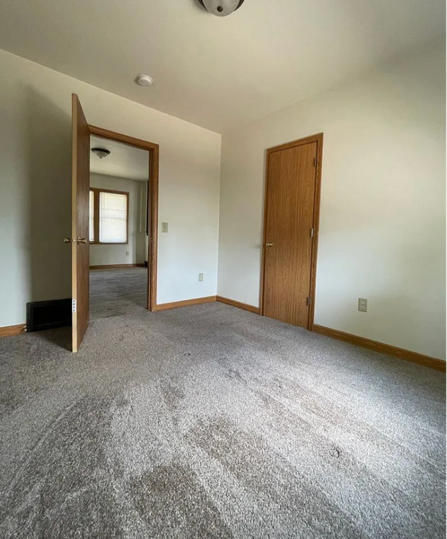 Foto del edificio - 922-924 Caledonia Street