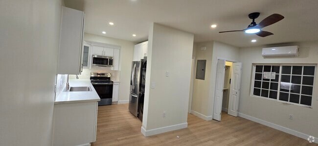 Building Photo - 21214 Merridy St