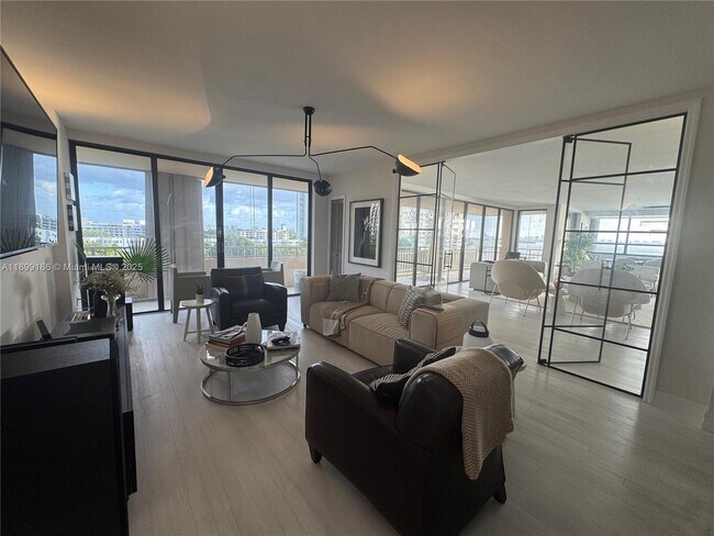 Foto del edificio - 11113 Biscayne Blvd