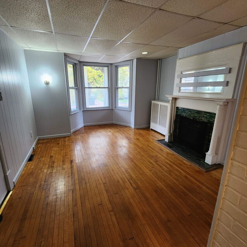 Primary Photo - 836 Union St