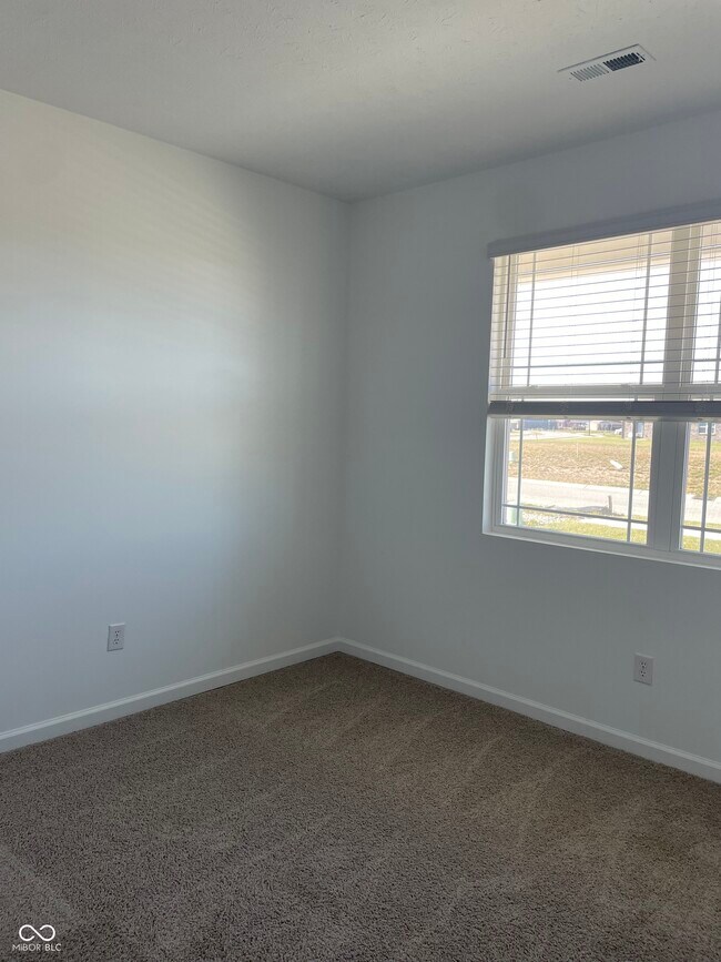 Foto del edificio - 61 Wilkins St