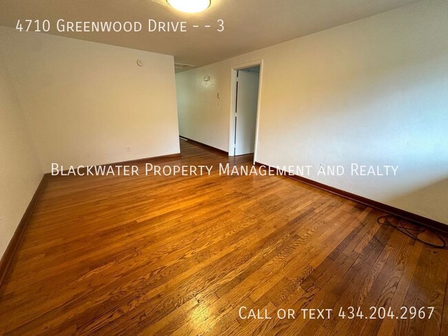 Building Photo - MOVE IN SPECIAL! Half off your first full ...