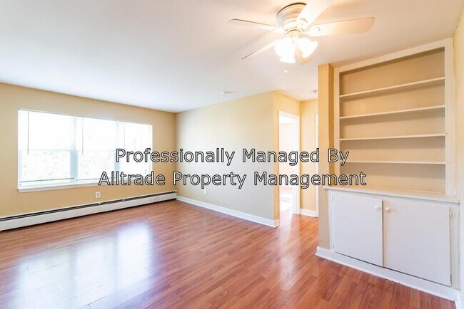 Foto del edificio - 1409 Nightingale Rd