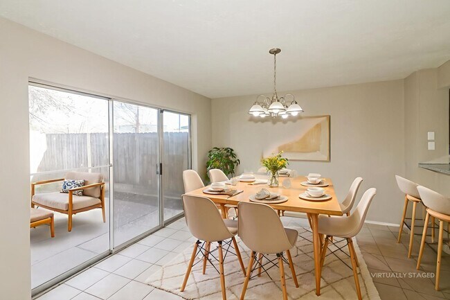 Foto del edificio - 9310 Westacre Pl