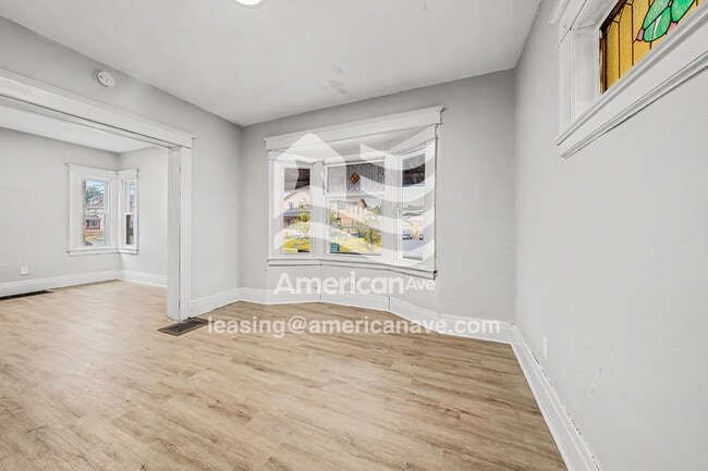 Building Photo - 800 Ave D