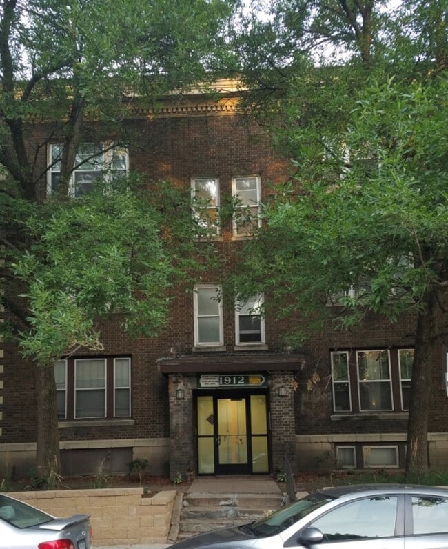 Building Photo - 1912 3rd Ave