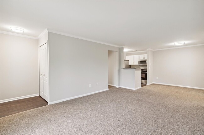 Building Photo - Westbury Apartments
