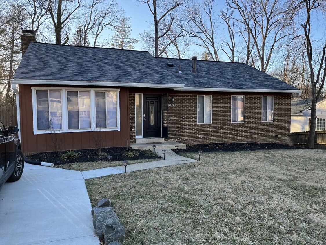 Foto principal - 13202 Wilton Oaks Dr