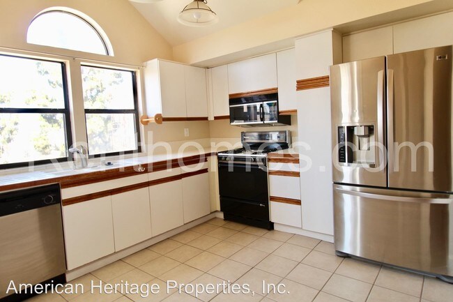 Building Photo - 2 br, 2 bath House - 10915 Scripps Ranch Blvd