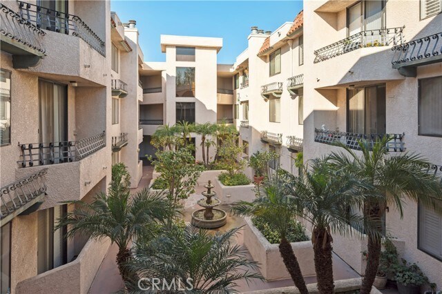 Foto del edificio - 28006 S Western Ave