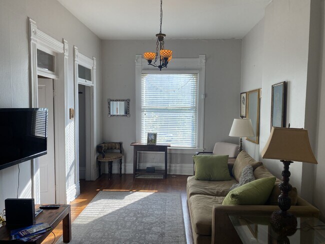 Building Photo - Beautiful Home for Rent