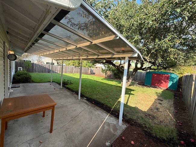 Back covered patio - 1981 Orr Ln
