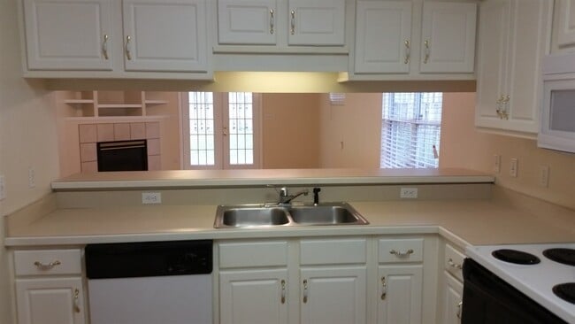 Foto del edificio - 171 Ivernia Loop