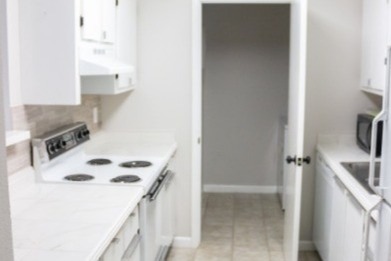 Kitchen - 13367 Arbor Pointe Cir