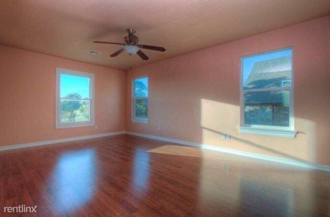 Building Photo - 4 br, 3 bath House - 461 Cross Timbers BLVD
