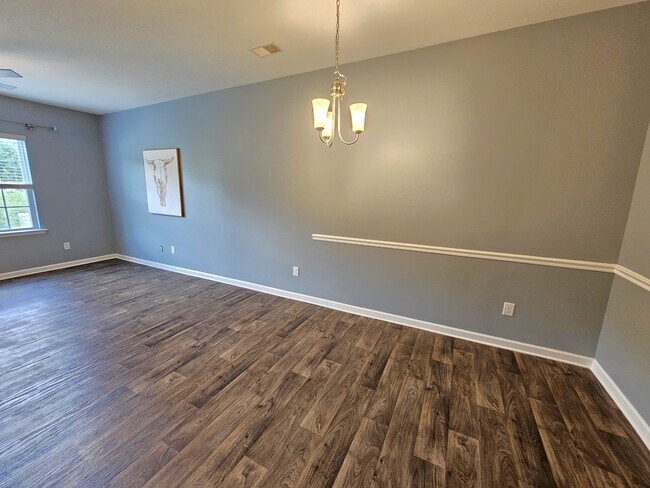 Foto del edificio - 49 Moorlyn Ln