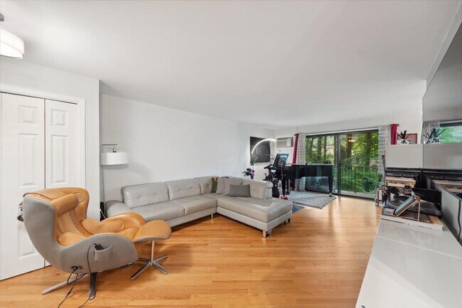 Foto del edificio - 500 Central Park Ave