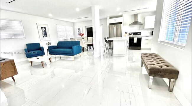 Foto del edificio - 3100 NW 43rd St