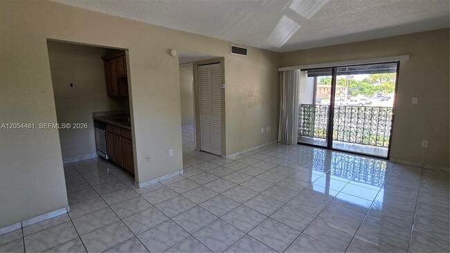 Foto del edificio - 7429 SW 152nd Ave