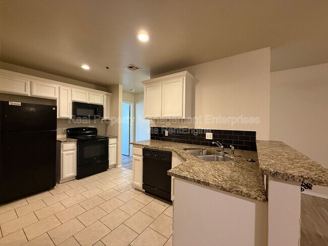 Foto del edificio - 2442 NW 39th St