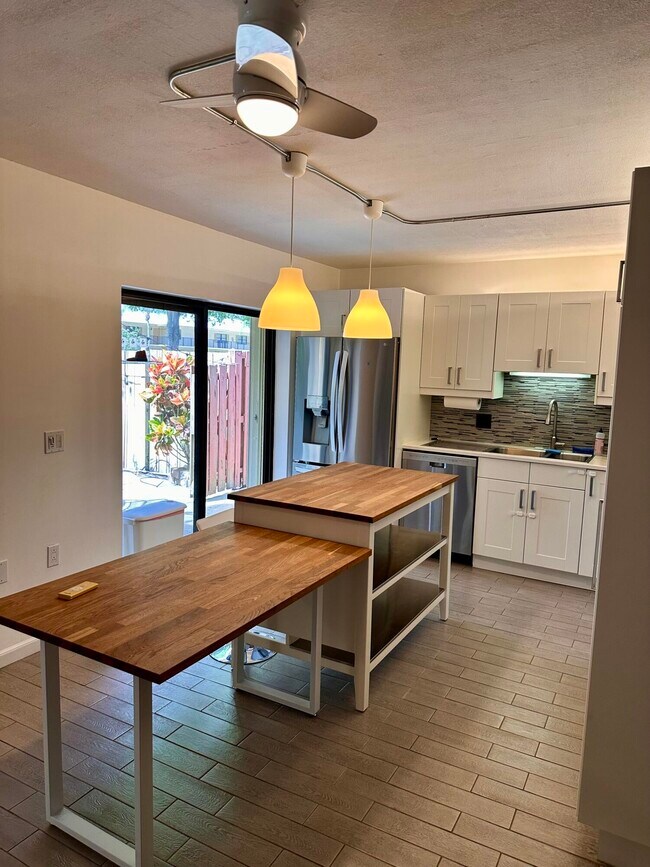 Foto del edificio - 2899 SW 22nd Cir