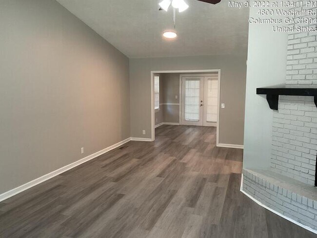 Foto del edificio - 4800 Woodruff Rd