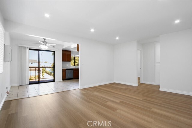 Foto del edificio - 1051 W 8th St