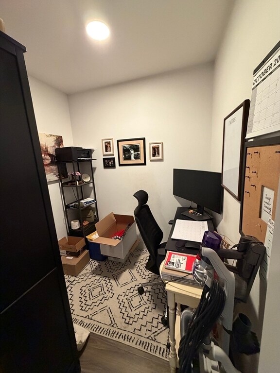 Foto del edificio - 5 W Dane St