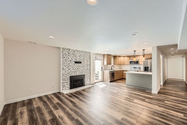 Foto del edificio - 4828 Delaware Ave