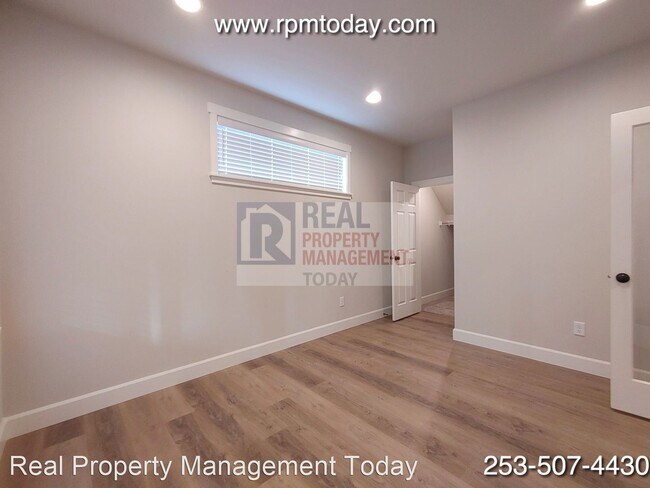 Building Photo - 4 br, 3 bath House - 8024 115th St Ct E
