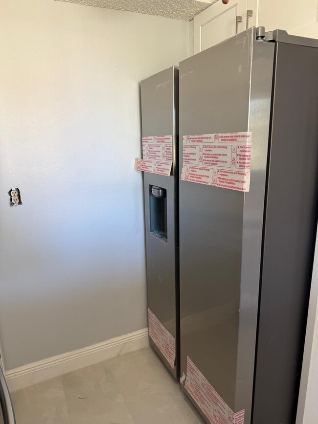 Foto del edificio - 1560 SE Royal Green Cir