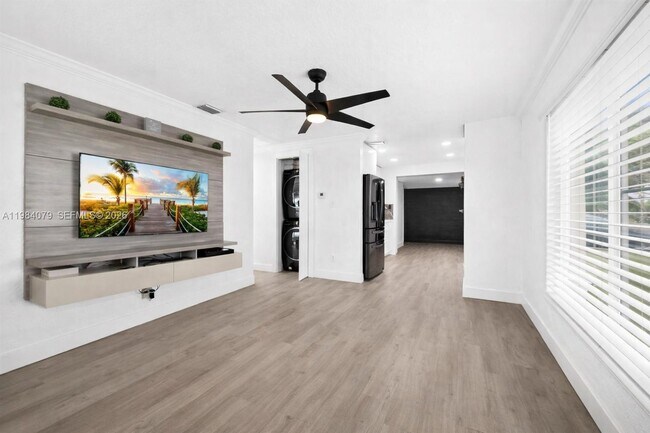 Foto del edificio - 5721 SW 38th Ct