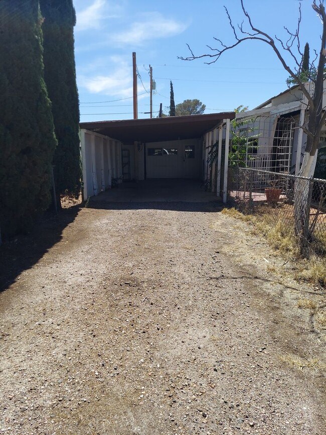 Foto del edificio - 206 N 1st St