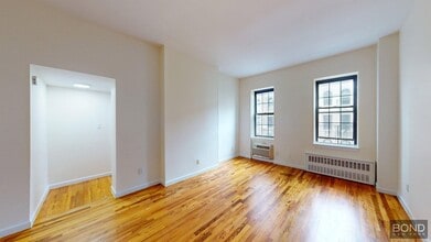 Building Photo - 306 E 91st St