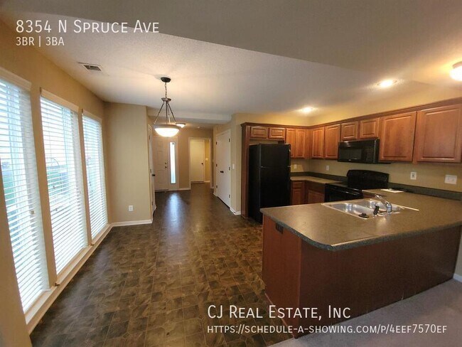 Foto del edificio - 8354 N Spruce Ave